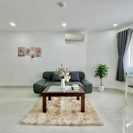 Tan Son Nhat Airport Apartment By Sabay Ho Chi Minh City Bagian luar foto